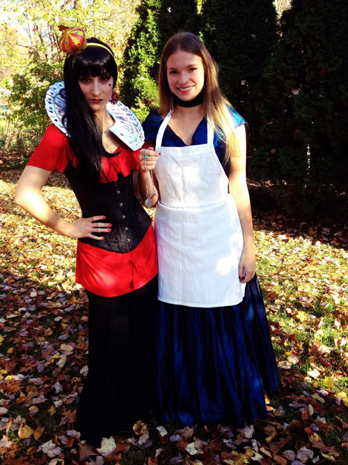 red queen and alice costumes