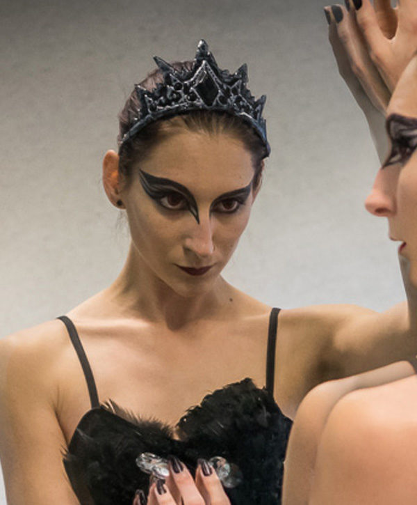 Month Of Masquerdaes Black Swan Header